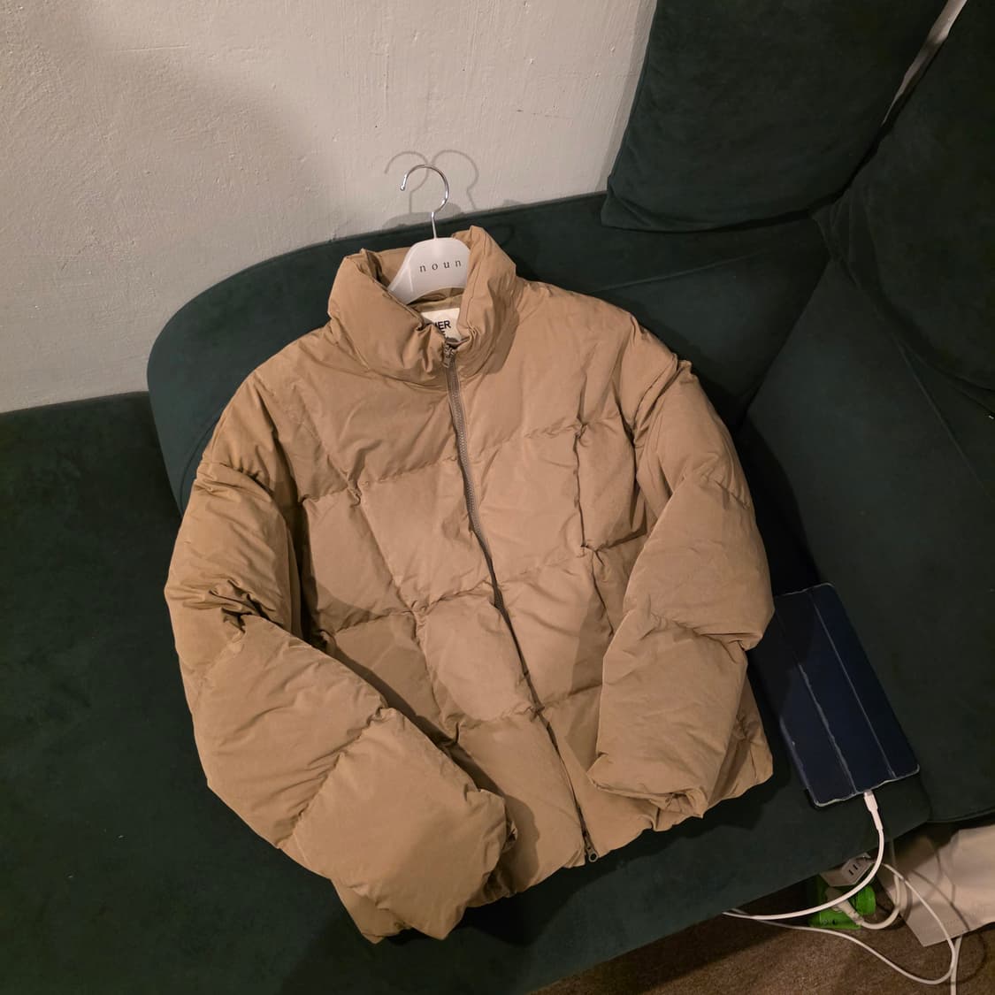 어나더오피스 벌룬 다운 푸퍼 베이지 3사이즈 상품이미지5