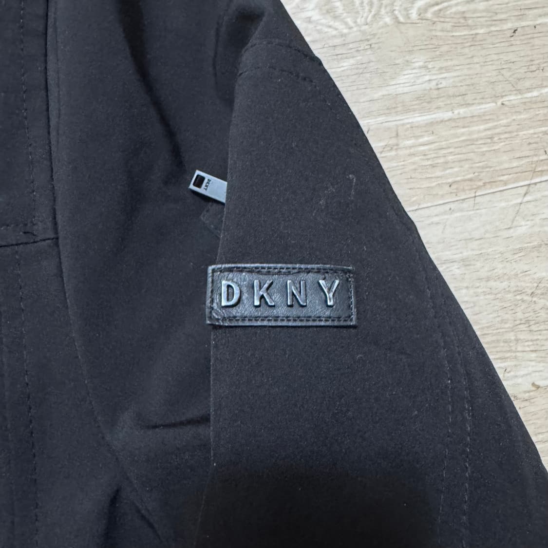 DKNY 이너플리스 기모안감 바람막이 점퍼 상품이미지4