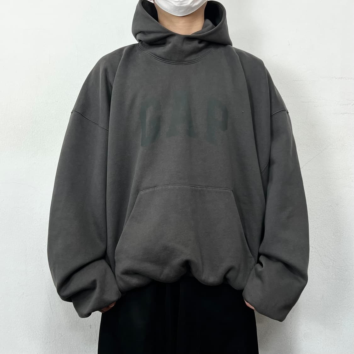 이지갭 엔지니어드 바이 발렌시아가 도브 후드 다크 그린 상품이미지1