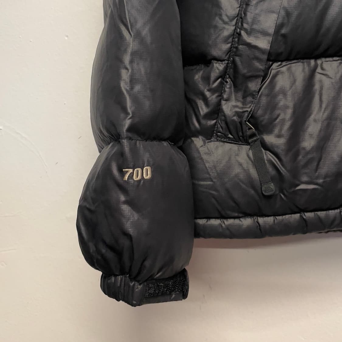 노스페이스 눕시 700 구스다운 블랙 패딩  상품이미지4