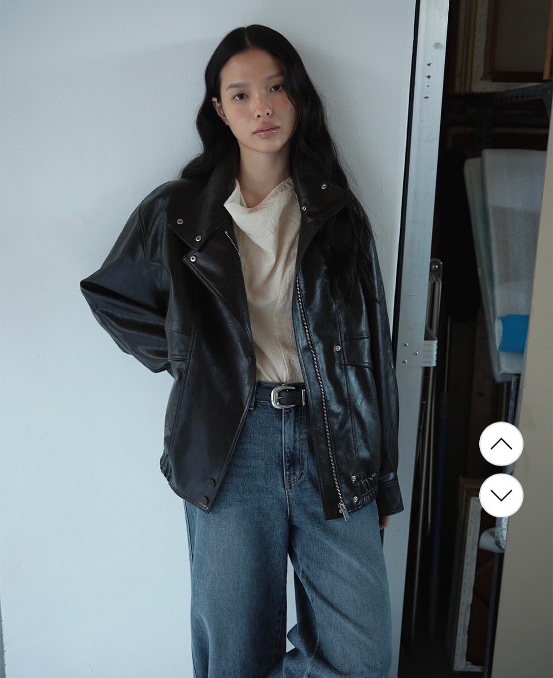 테누브 하이넥 레더 블루종 점퍼_다크 브라운 상품이미지3