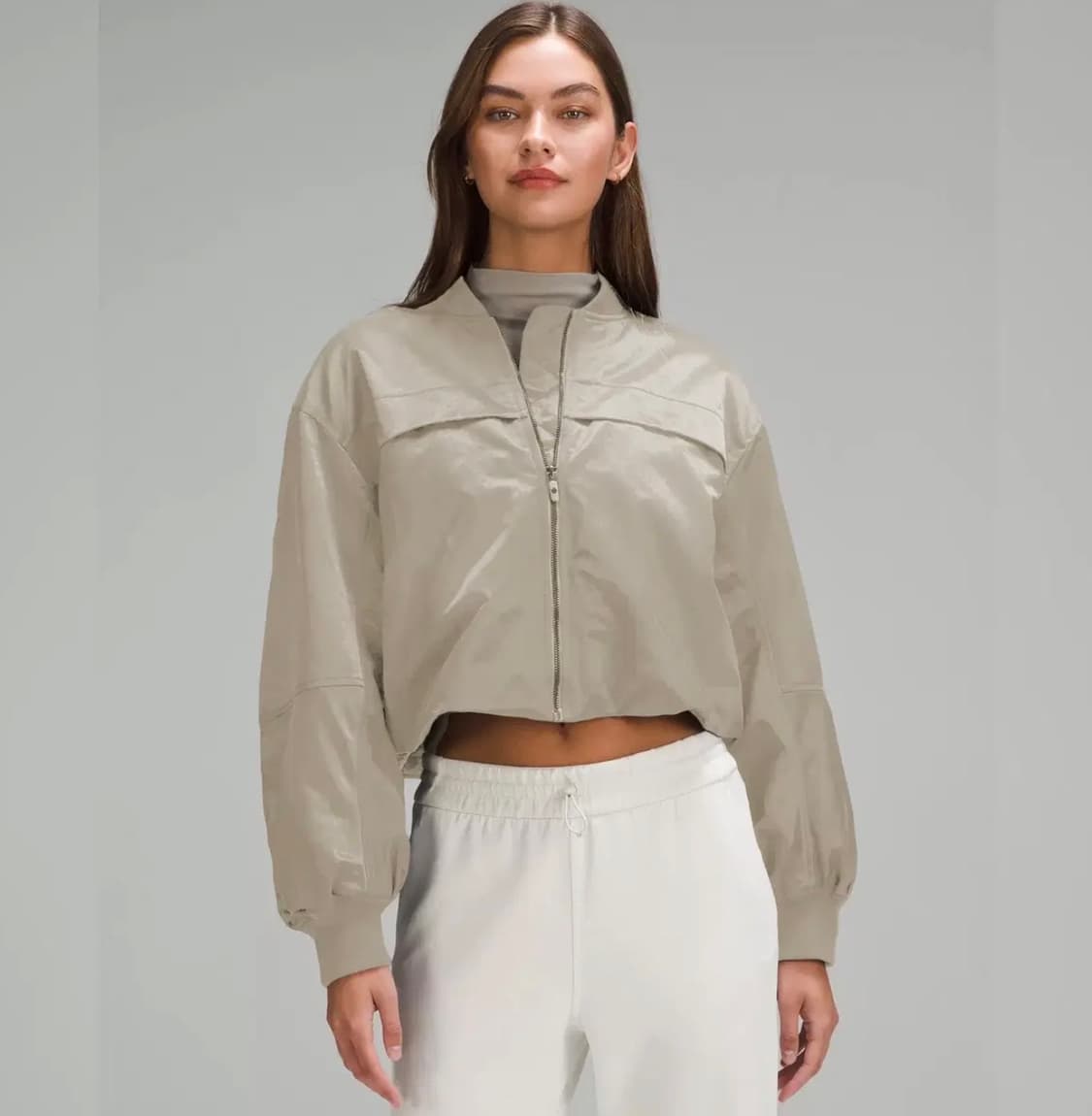 룰루레몬 인설레이티드 프리마로프트 루체 봄버 자켓 카키 8 상품이미지4