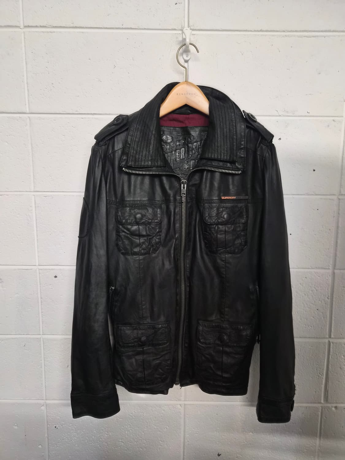 M/100) Superdry 슈퍼드라이 베컴 레더자켓 팝니다 상품이미지1