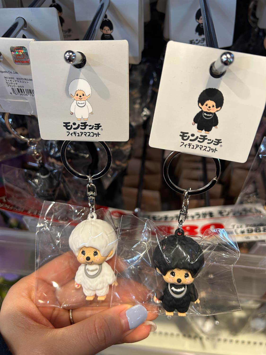 (3/6마감) 블랙 몬치치 화이트 몬치치 피규어 키링 신상 상품이미지3