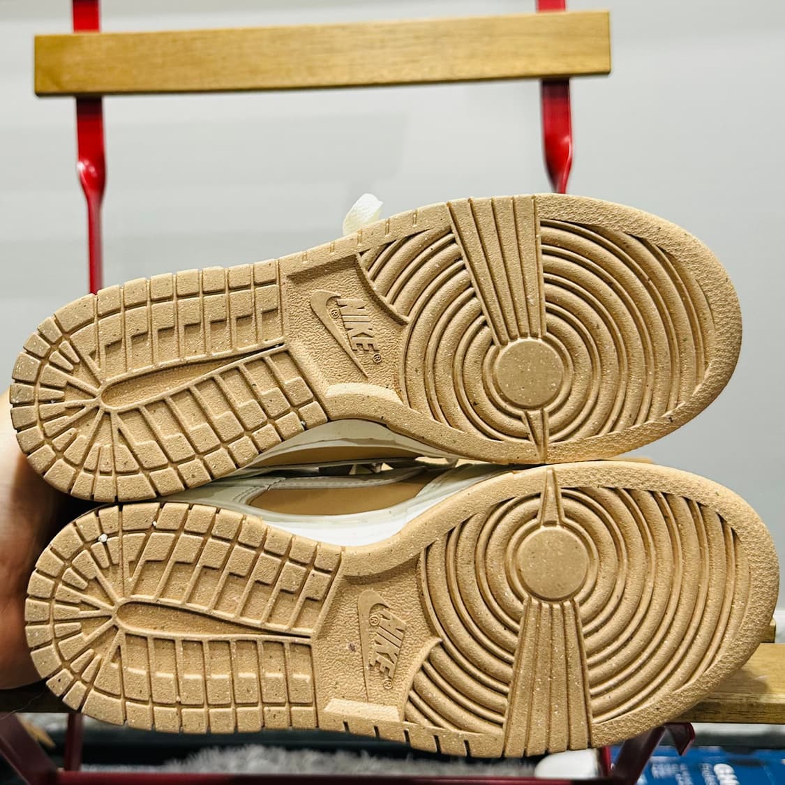 240) 나이키 운동화 여성 여자 신발 덩크 로우 화이트/베이지 상품이미지6