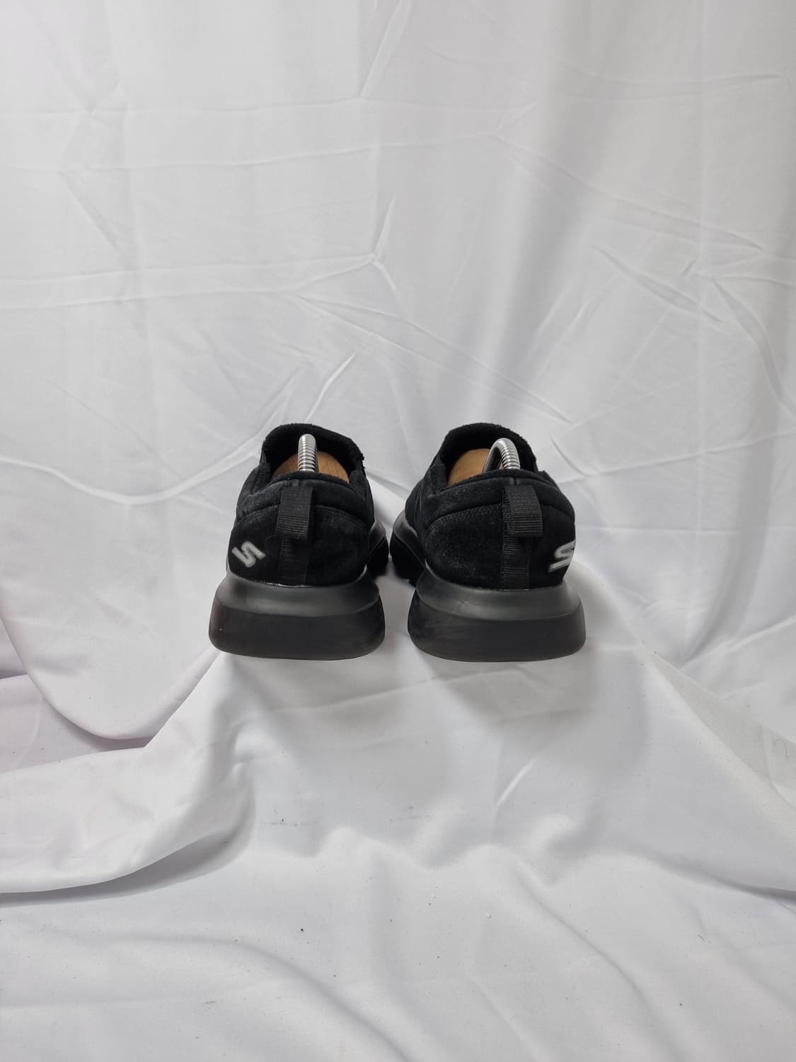 270 스케쳐스 울트라 퍼 슬립온 스니커즈 상품이미지3