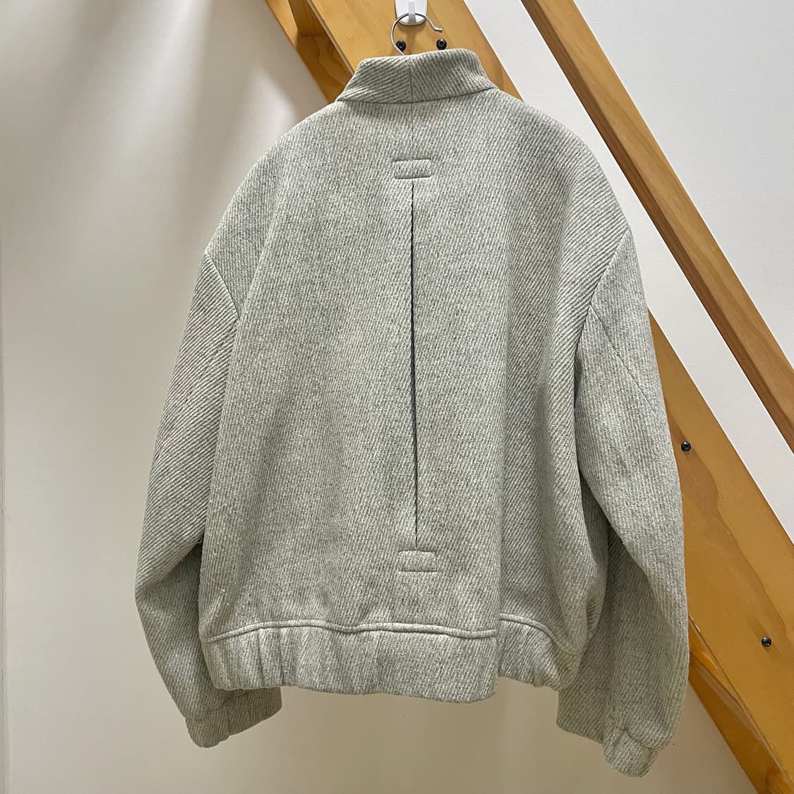 Coor 22FW 울 블렌드 커브드 패널 봄버 자켓 M  상품이미지3