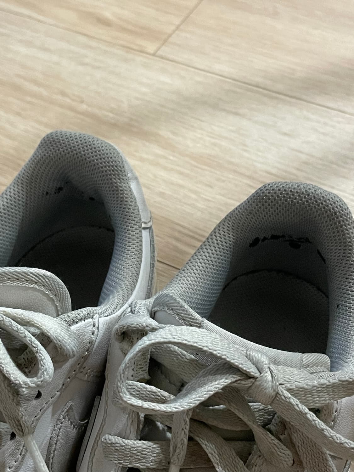 나이키 에어포스1 화이트 245 상품이미지2