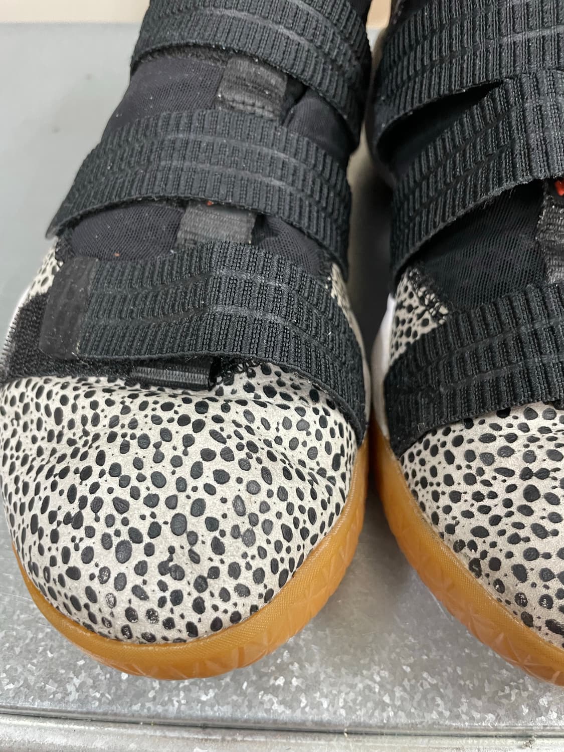 나이키 르브론 줌 솔져 11 사파리 285 상품이미지7