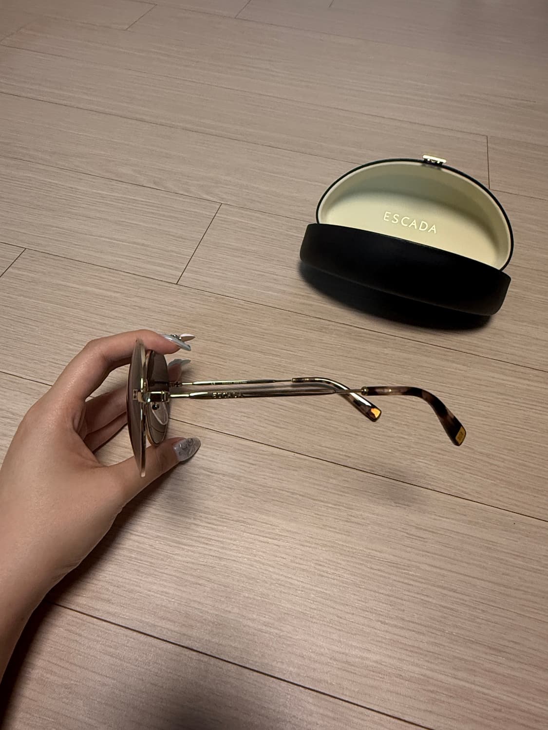 에스카다 선글라스 상품이미지3