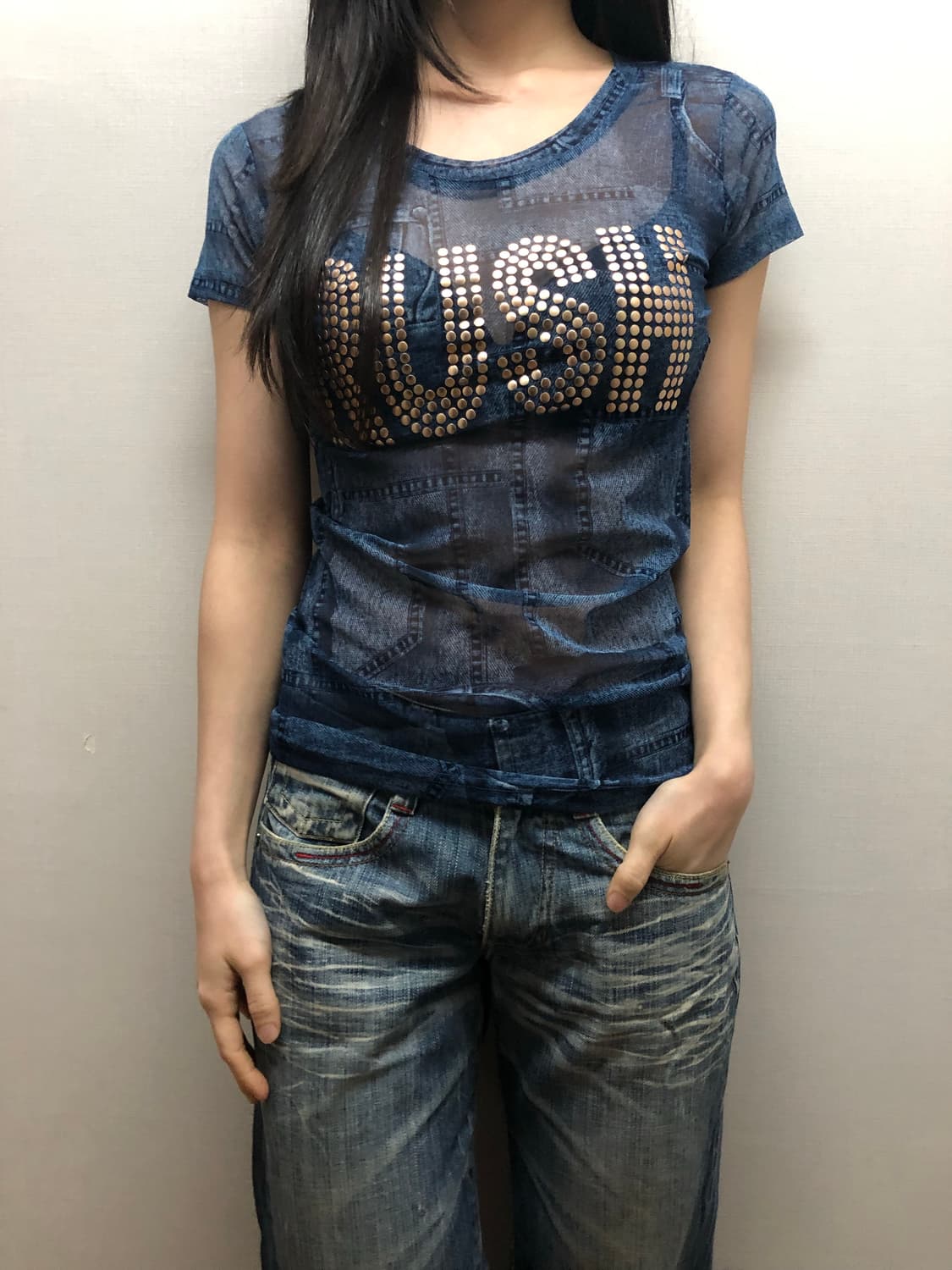 빈티지 데님 프린팅 스터드 탑 상품이미지2