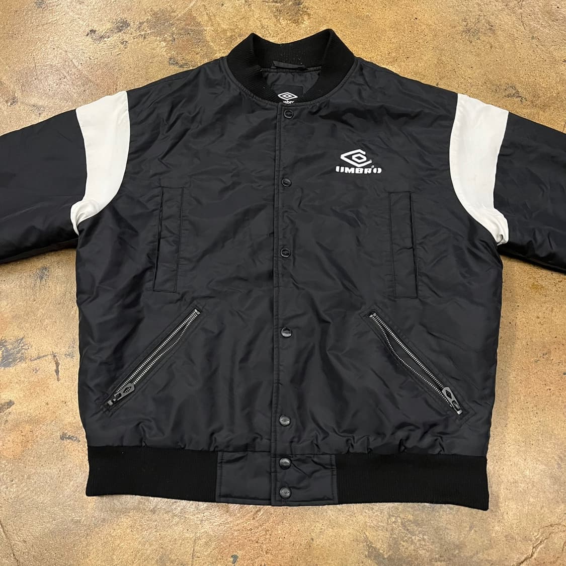 [정품/L] 엄브로 블랙 화이트 봄버 자켓 b16 상품이미지3