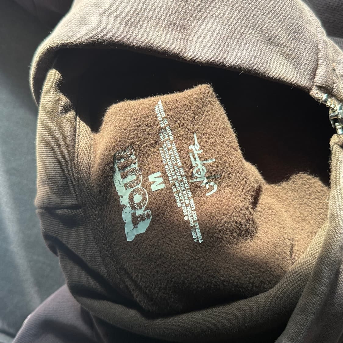 트래비스 스캇 travis scott 투어 머천 후드집업 상품이미지3