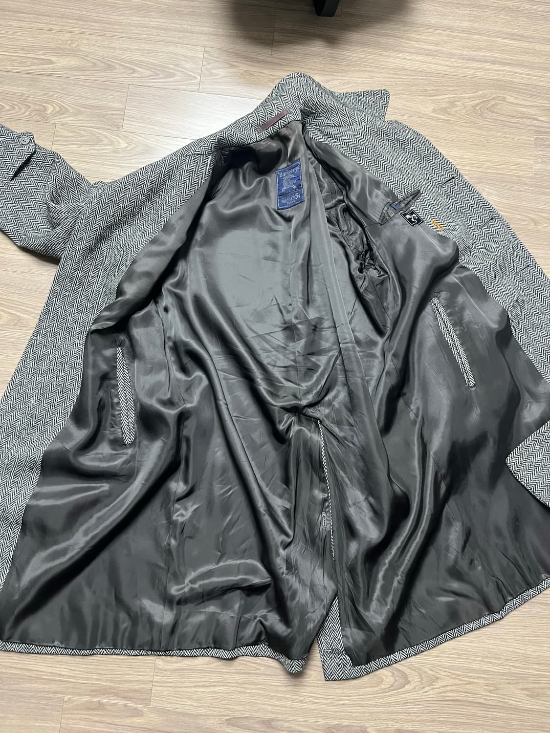 버버리 아이리쉬트위드 코트 상품이미지8