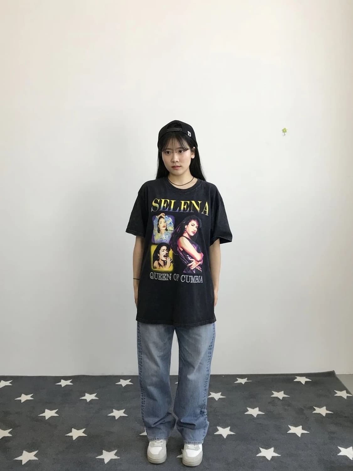 Selena Queen of Cumbia Graphic Tee 상품이미지1