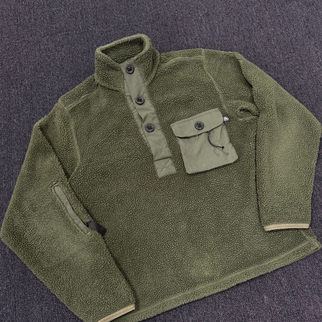 나이키ACG 00s 플리스 테크 하프 집업  상품이미지2