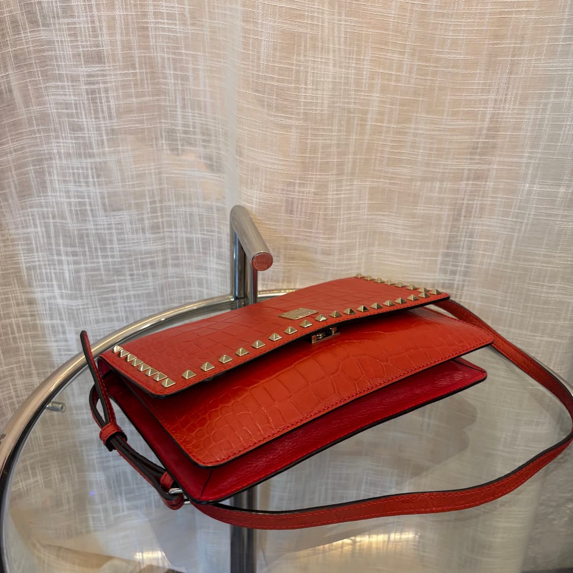 정품 MCM 스터드 금장 숄더백     상품이미지7