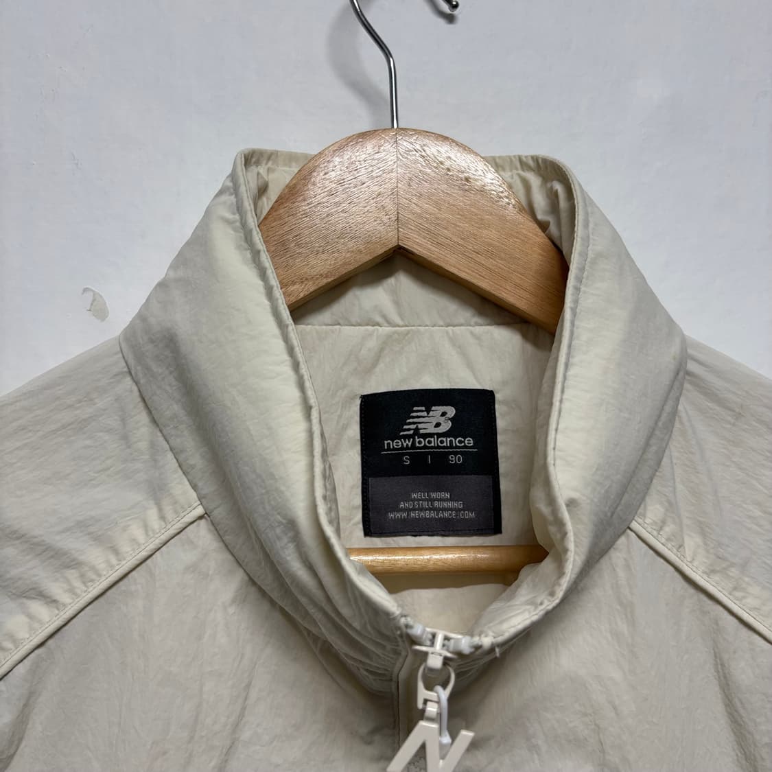 뉴발란스 배색 바람막이 상품이미지4