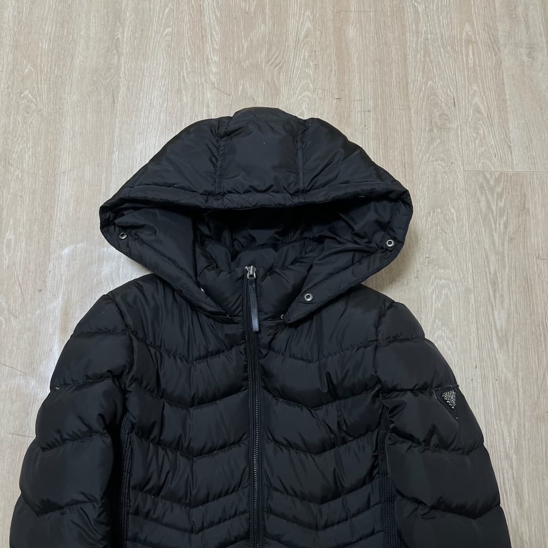 게스 여성 프리미엄 덕다운 후드 롱패딩 S/90 상품이미지2