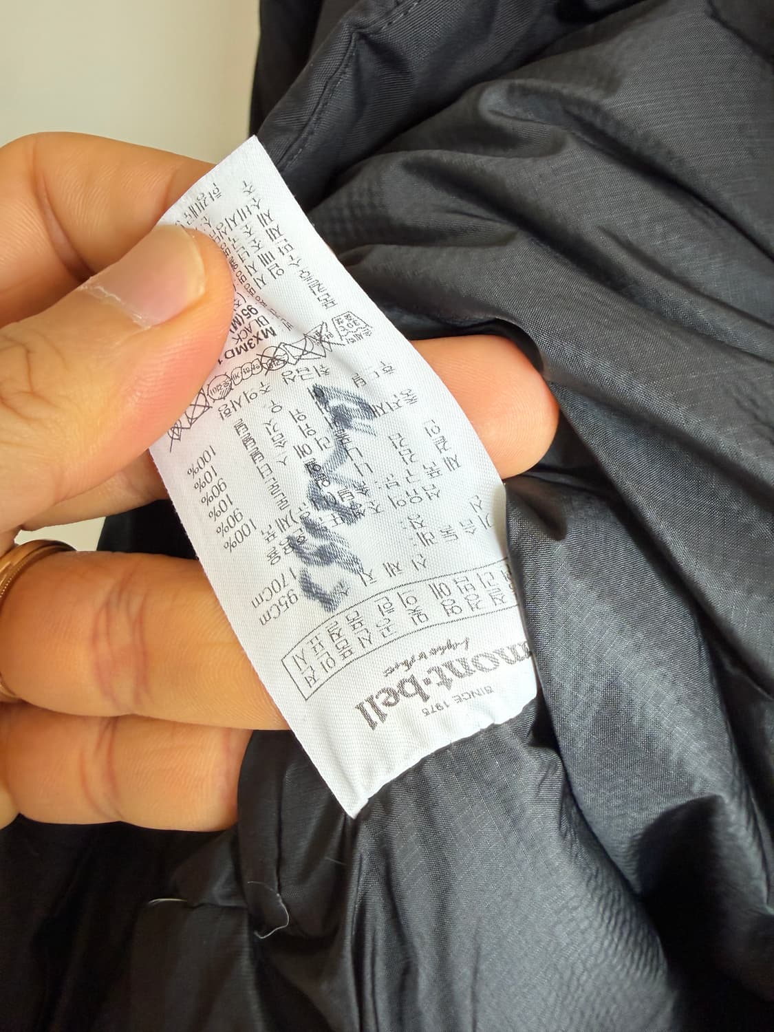 몽벨(Mont-bell) 다운 패딩(구스다운) 상품이미지8