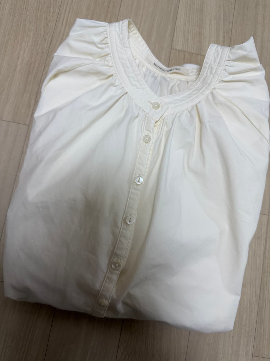 낫띵리튼 케이트 셔링 셔츠 블라우스 Kate shirring shirt 상품이미지3