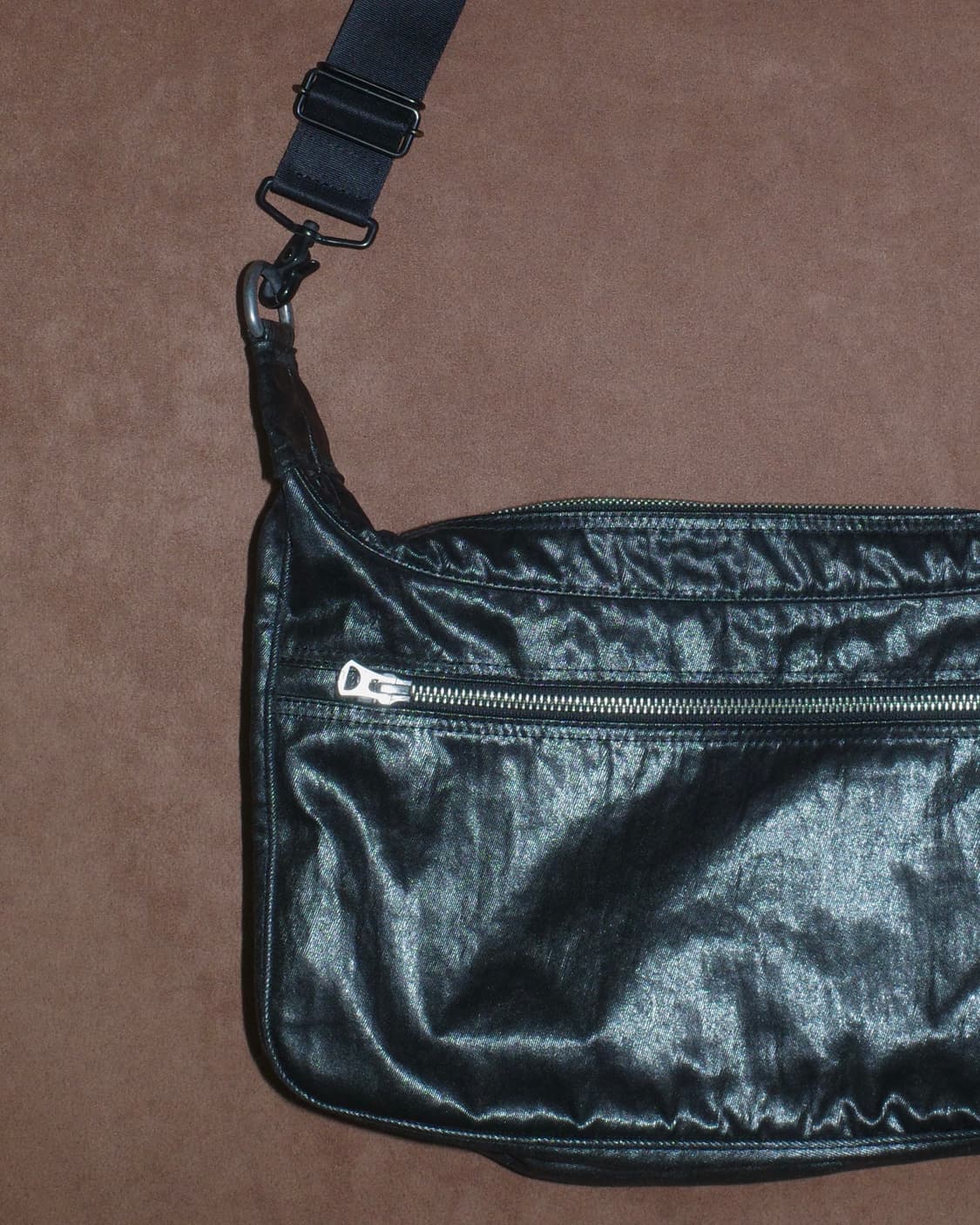 포터 샤인 코팅 나일론 숄더백 상품이미지3