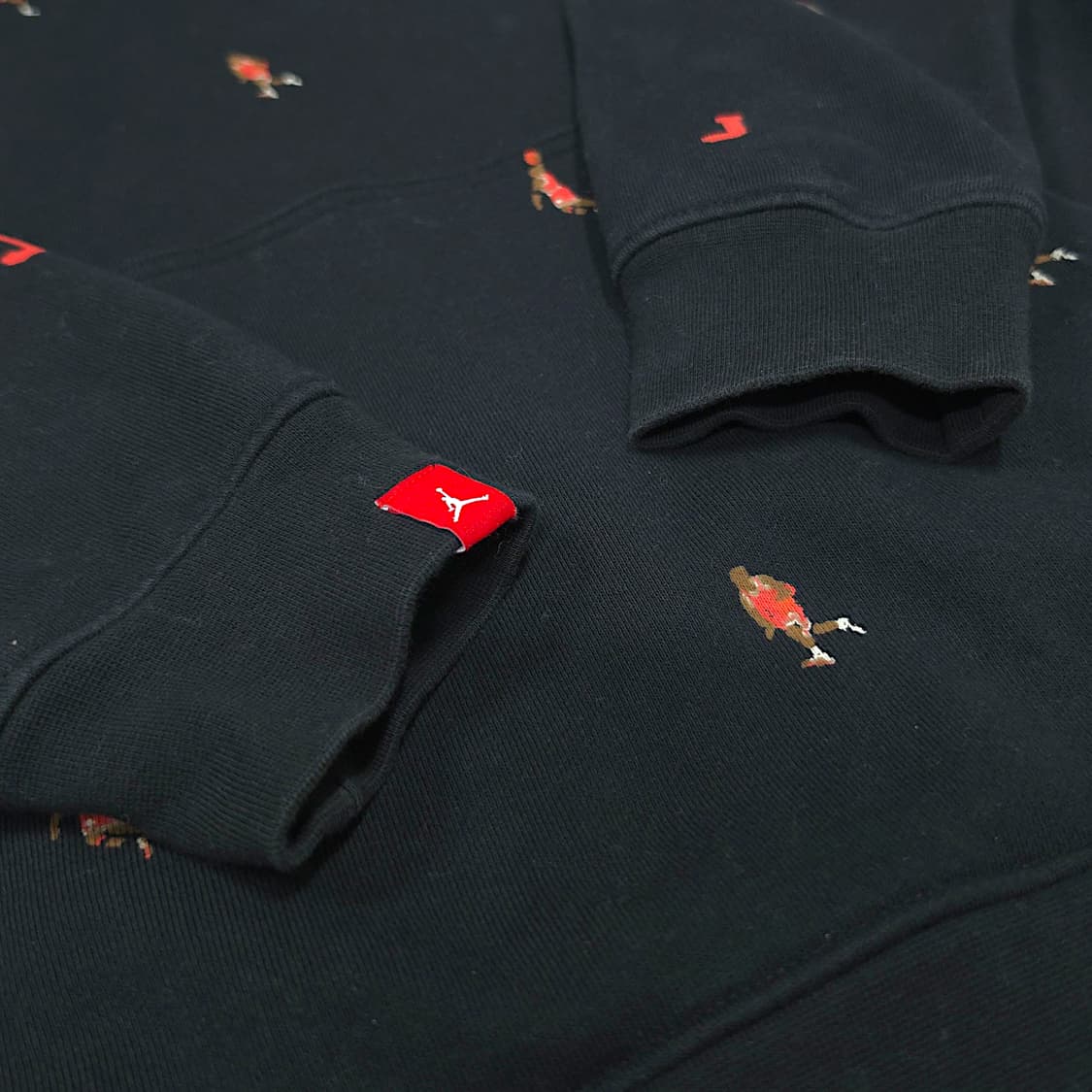 [XL] 나이키 조던 블랙 에센셜 홀리데이 점프맨 풀오버 후드티셔츠 상품이미지6