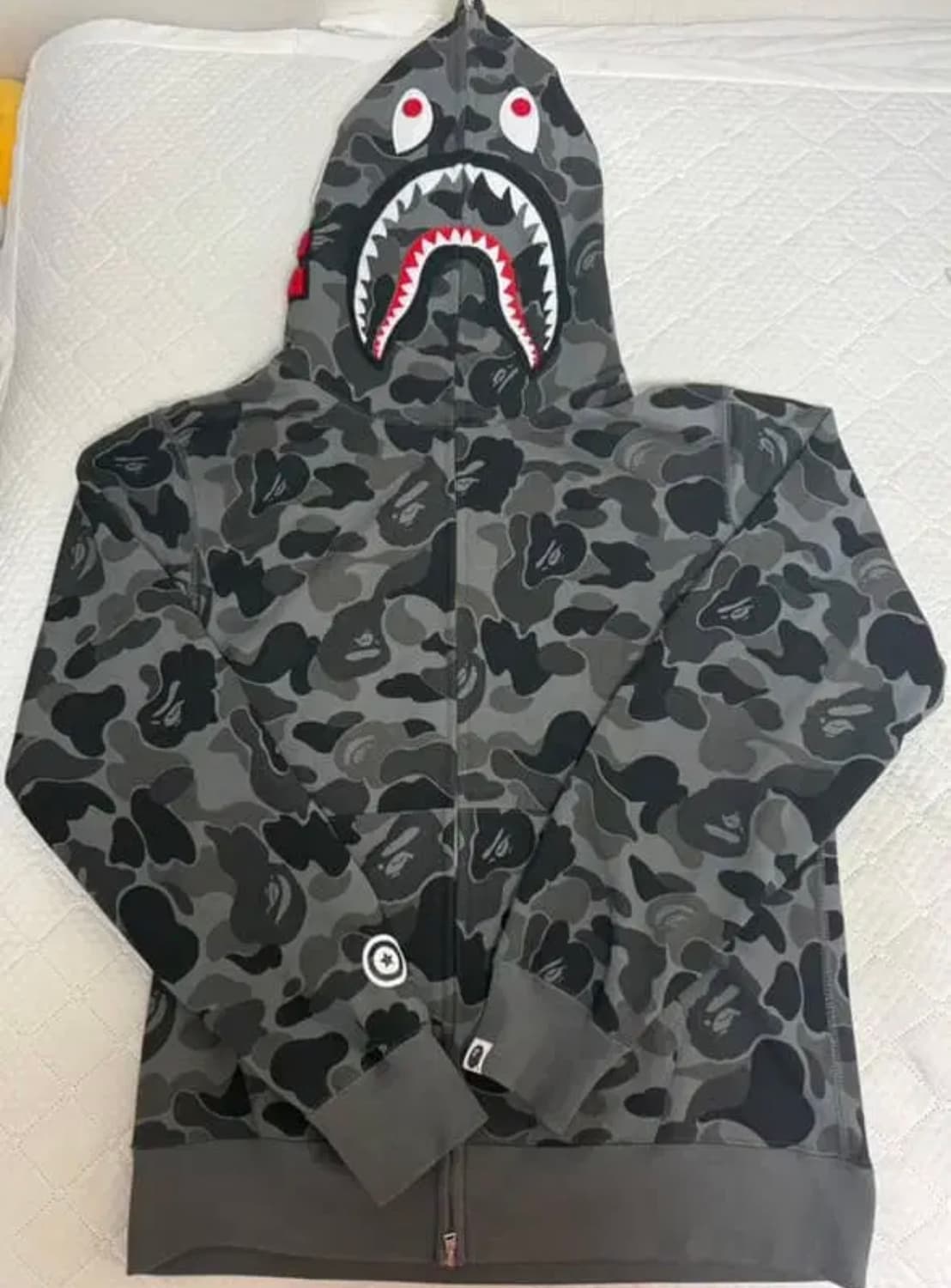 베이프 샤크후드 연한 흑계 xl 새상품 상품이미지1