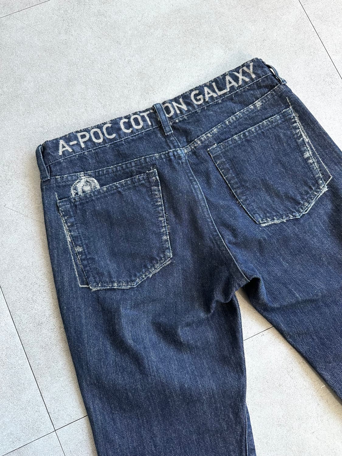 이세이미야케 A POC 사이드라인 플레어 데님팬츠 상품이미지5