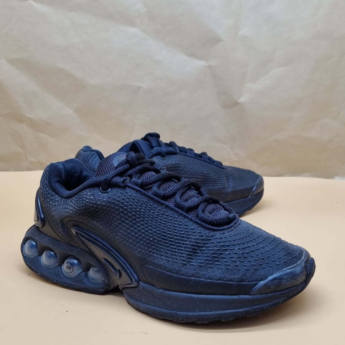 나이키 에어맥스 DN 블랙 여성운동화240. 상품이미지1