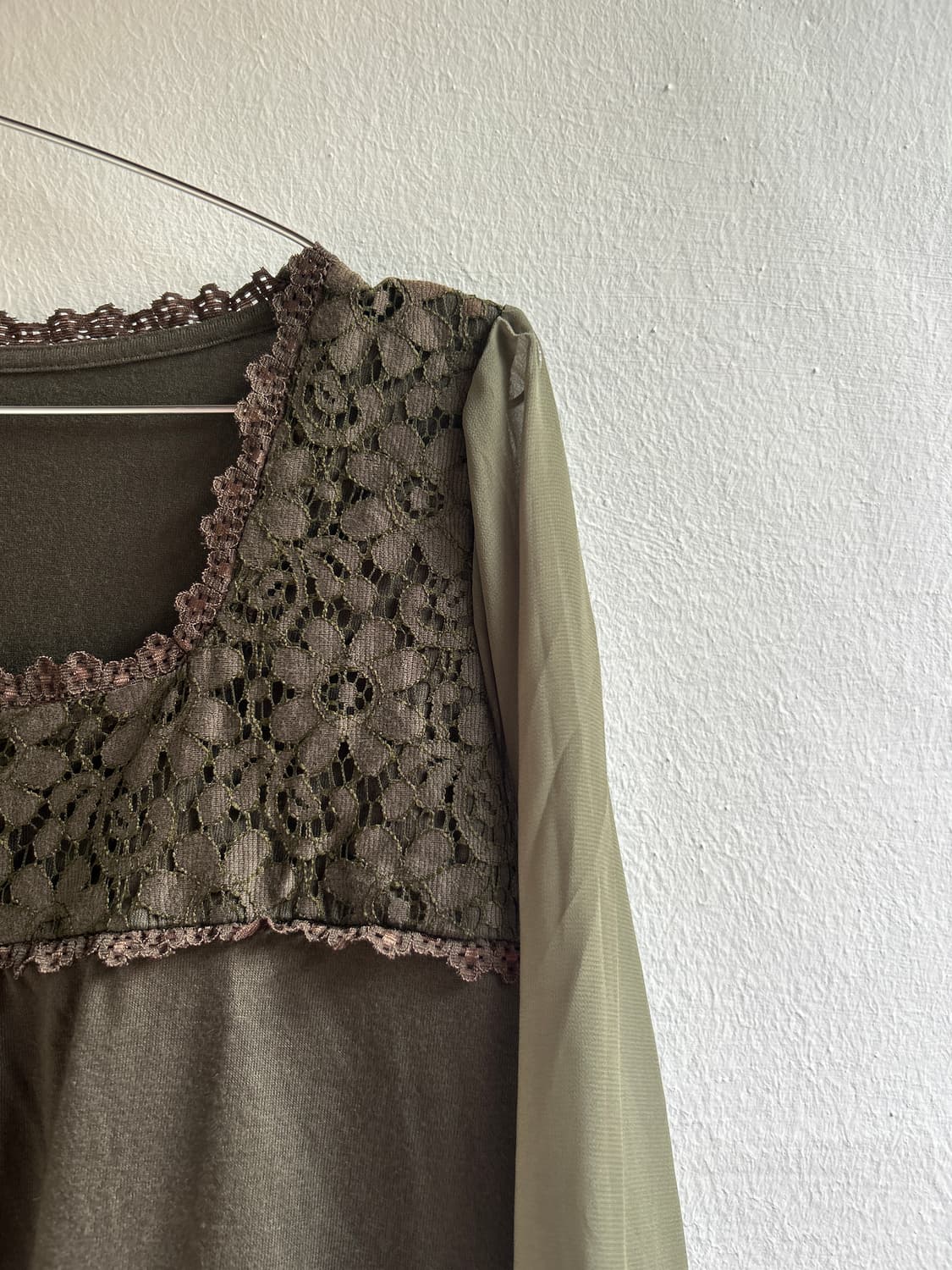 레이스 꽃 블라우스  상품이미지3