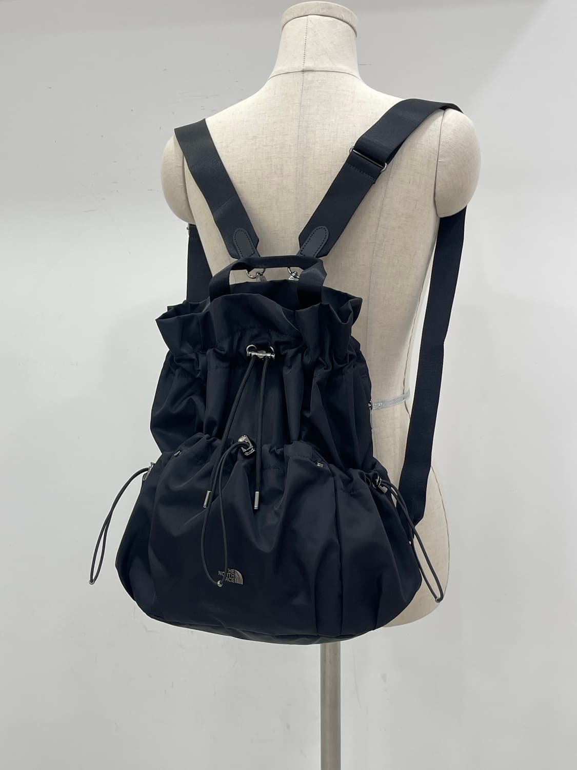 노스페이스 백팩 상품이미지1