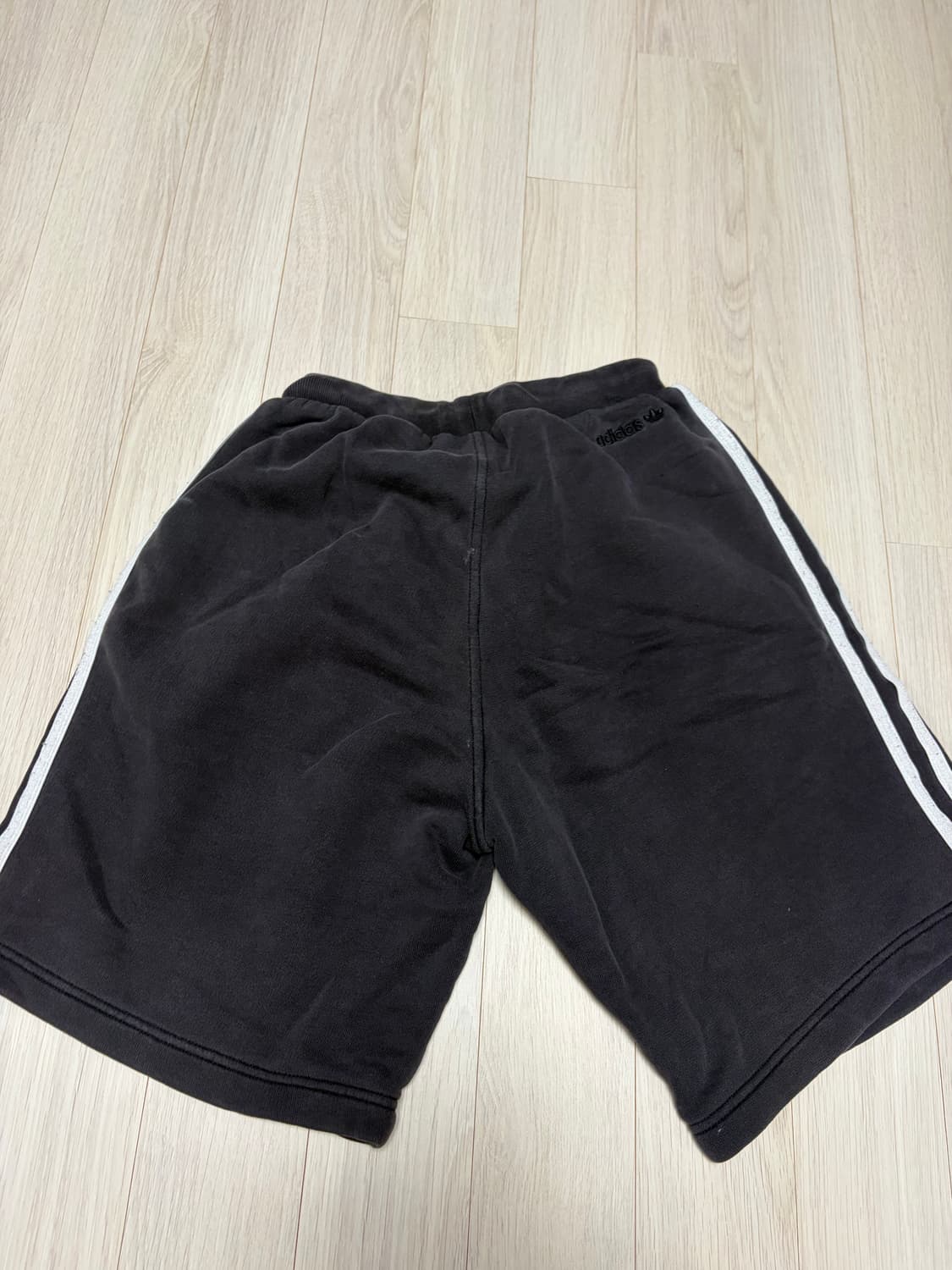 팔라스 아디다스 반바지 상품이미지3