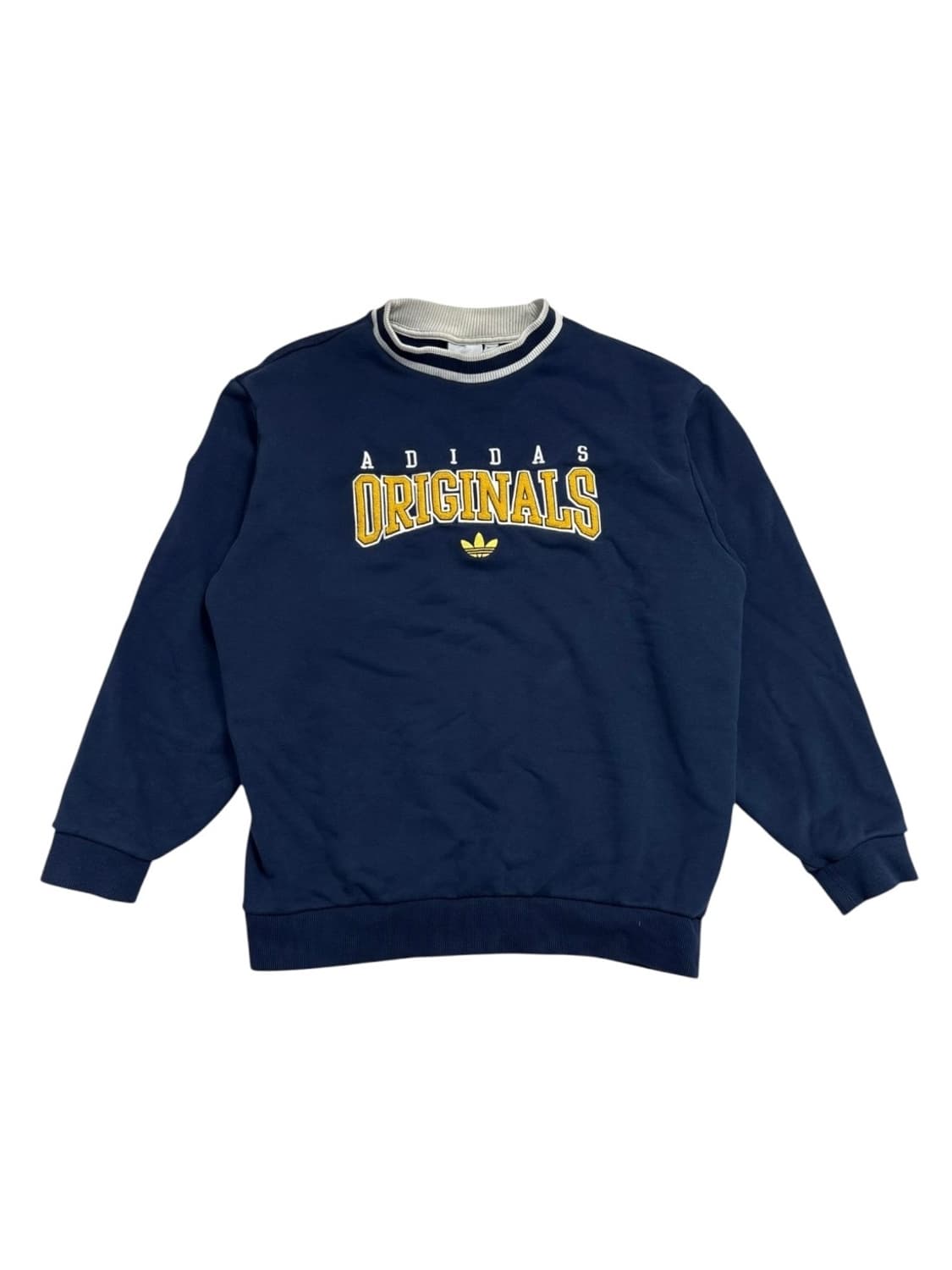 아디다스 오리지널스 스크립트 맨투맨 네이비 상품이미지2