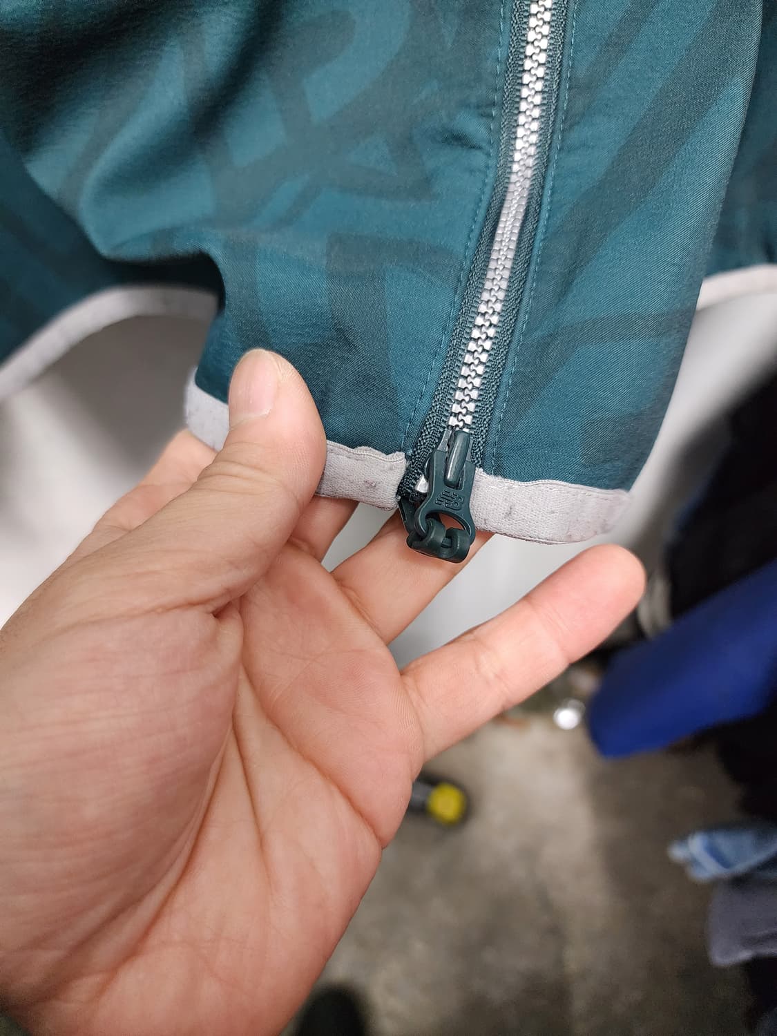 뉴발란스 액티브 방풍 웜업 상품이미지3