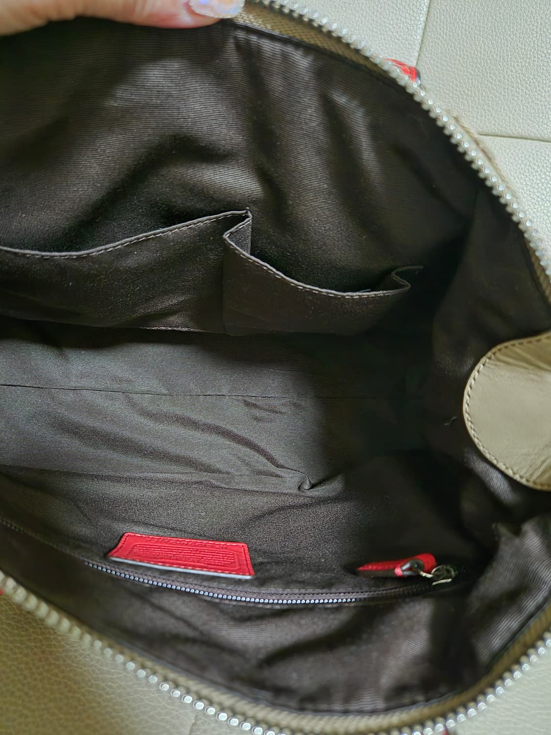 코치 시그니처 숄더백 상품이미지9