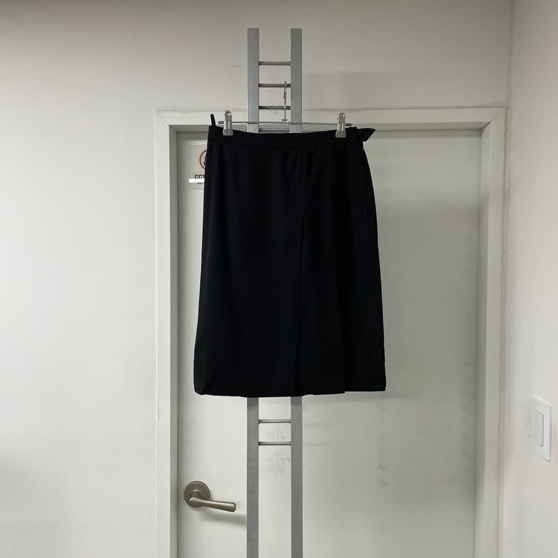 발렌티노 블랙 스커트 10 상품이미지1