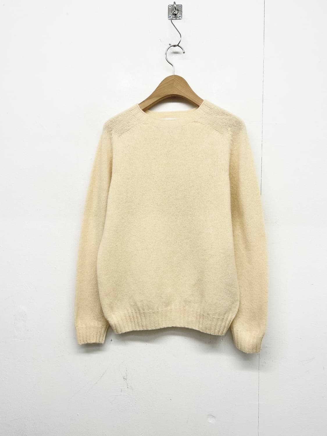 할리오브스코틀랜드 베이지 니트 스웨터 상품이미지2