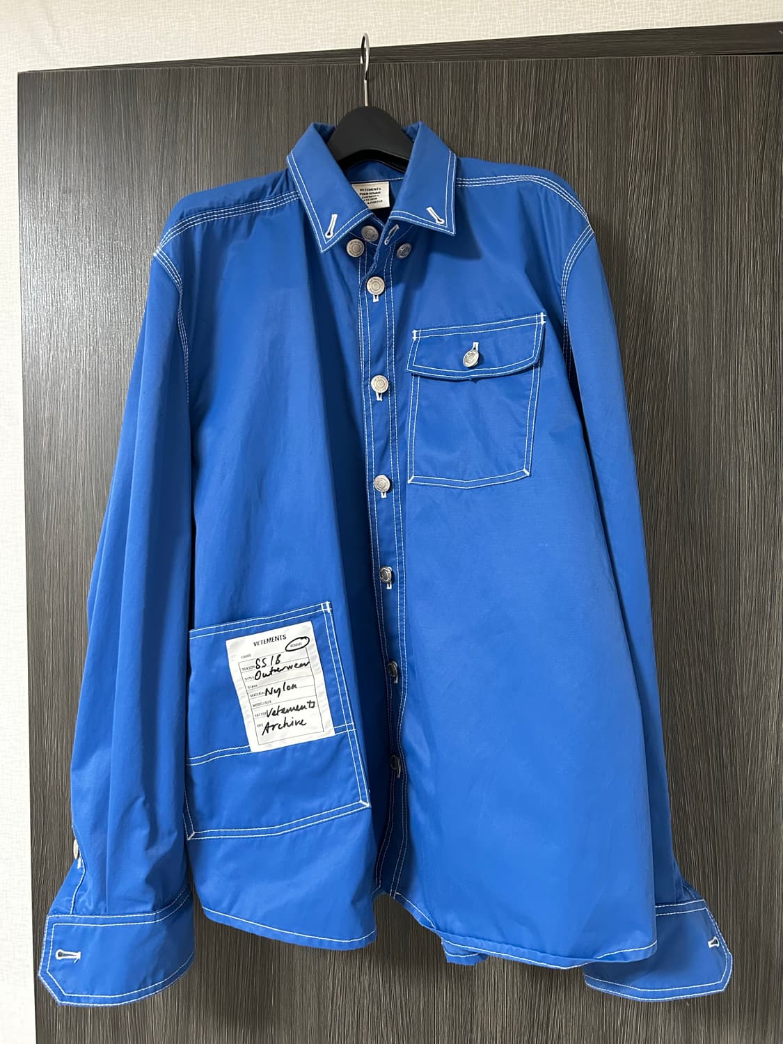 베트멍(VETEMENTS) 18SS 아카이브 패치 셔츠 블루 (S사이즈) 상품이미지1