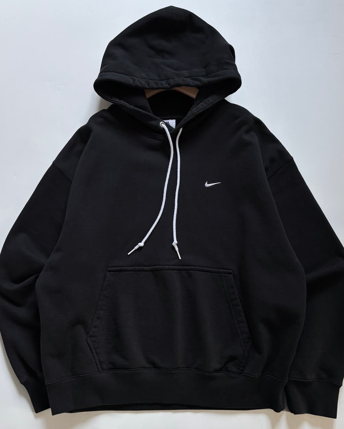 Nike 나이키 NRG라인 스우시 블랙컬러 후드티 상품이미지3