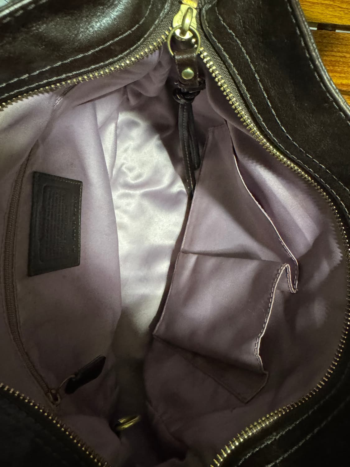 코치 시그니처 숄더백 브라운 상품이미지3