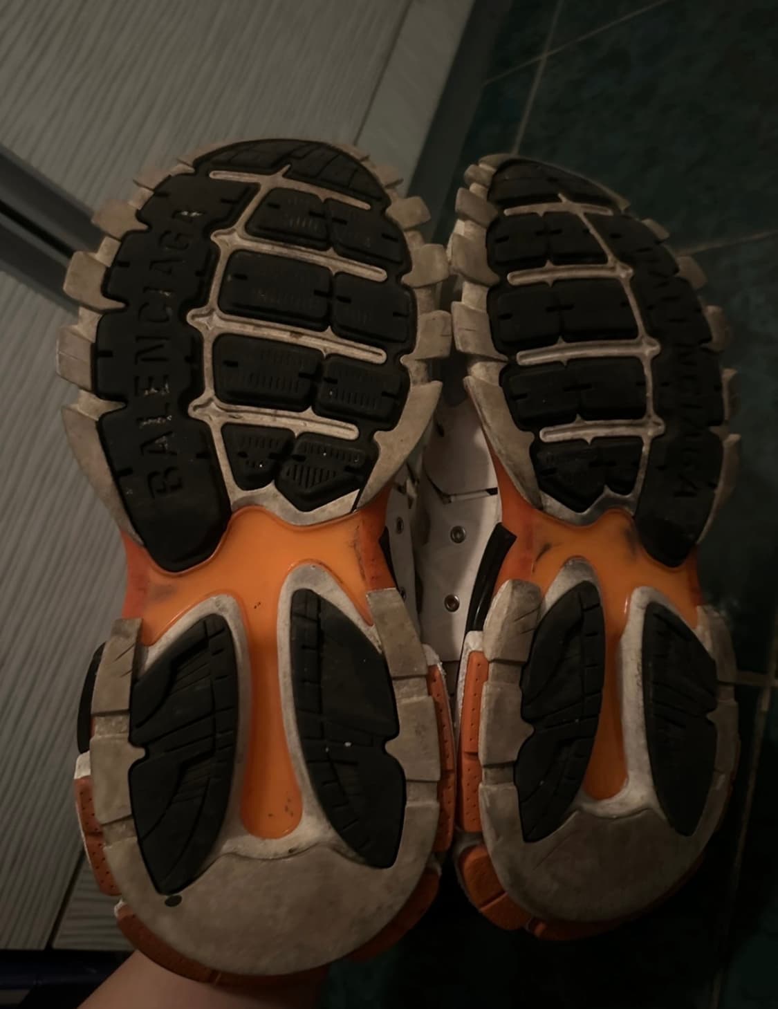 발렌시아가 트랙 흰주 상품이미지4