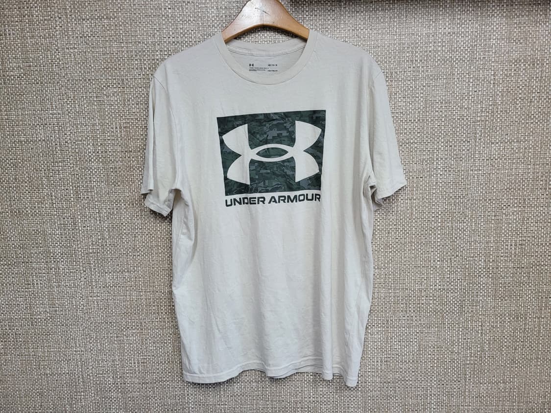 L 100사이즈 언더아머 반팔 티셔츠  상품이미지1