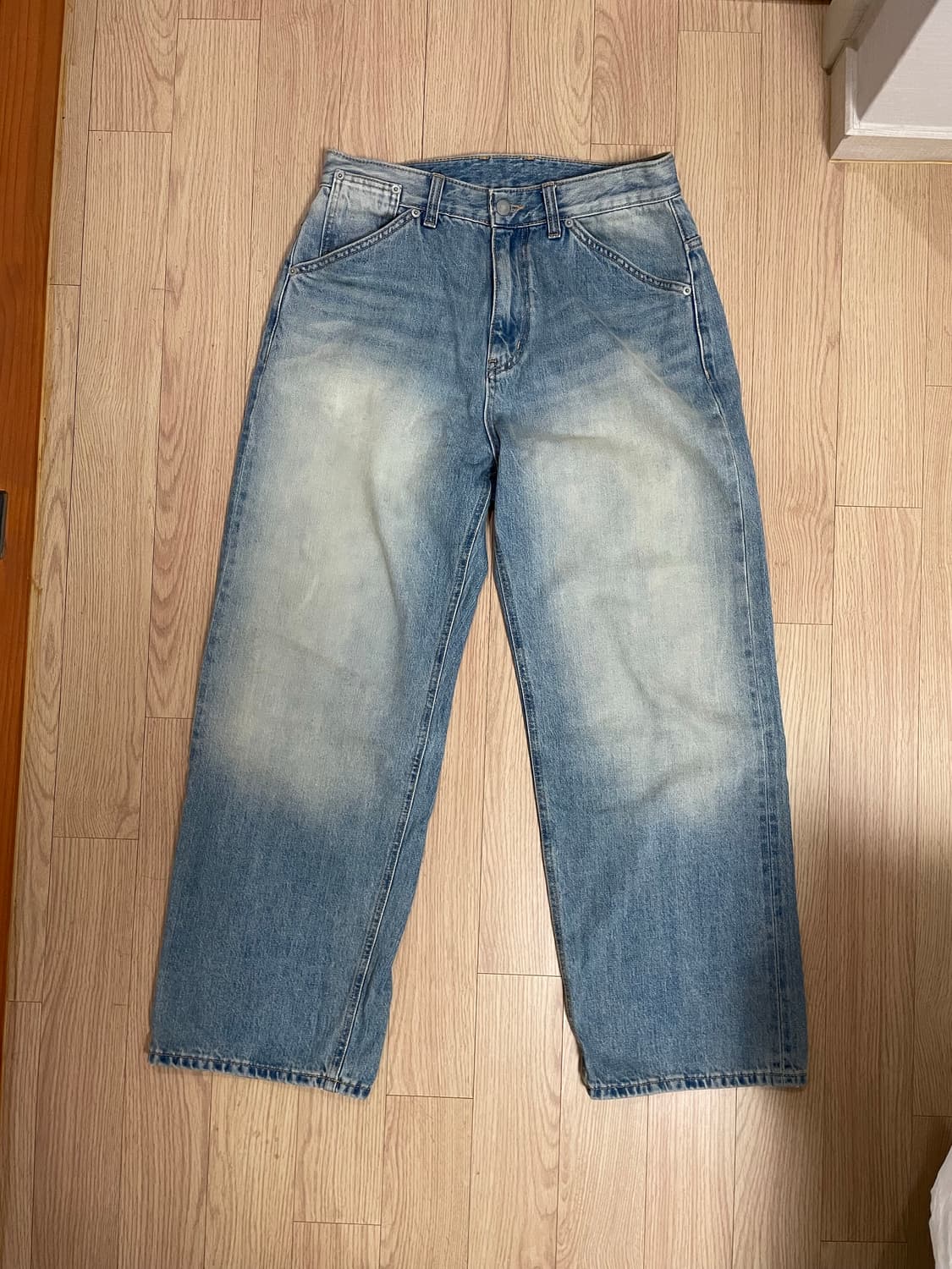 해칭룸 쿠로키 레귤러 데님 상품이미지2