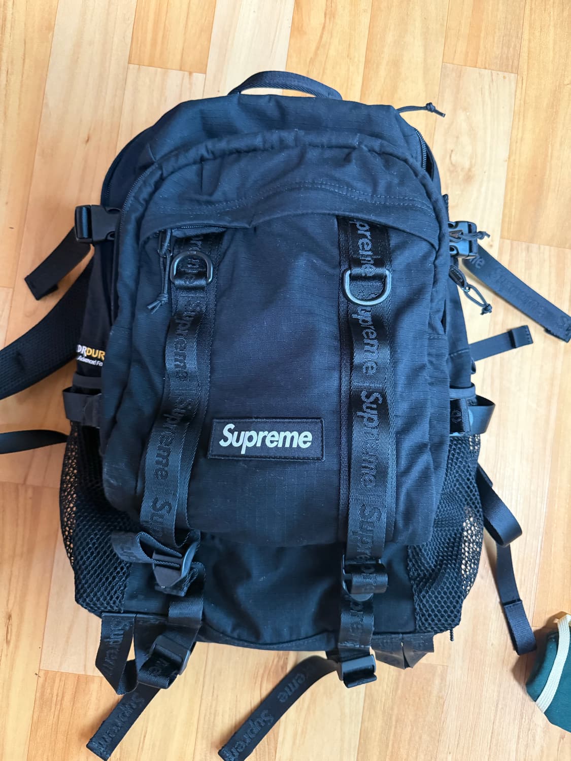슈프림 백팩 26ss 상품이미지1