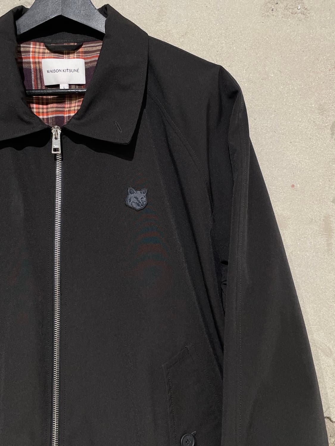 메종 키츠네 블랙 폭스 헤드 해링턴 자켓 상품이미지3