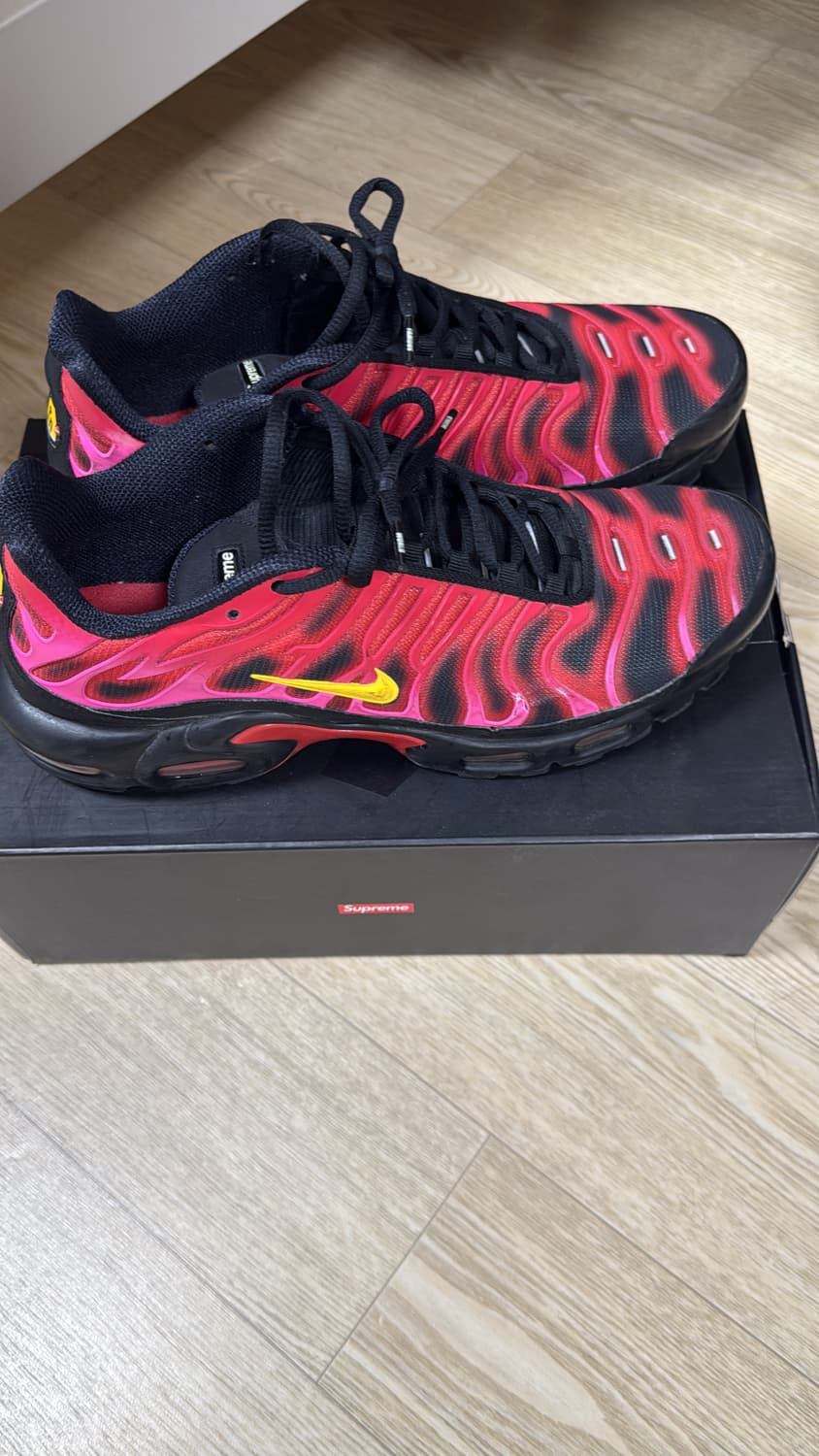 슈프림 에어맥스 tn 상품이미지1