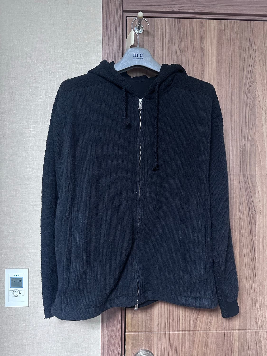 [L] XLIM EP.7 후드 집업 블랙 상품이미지5