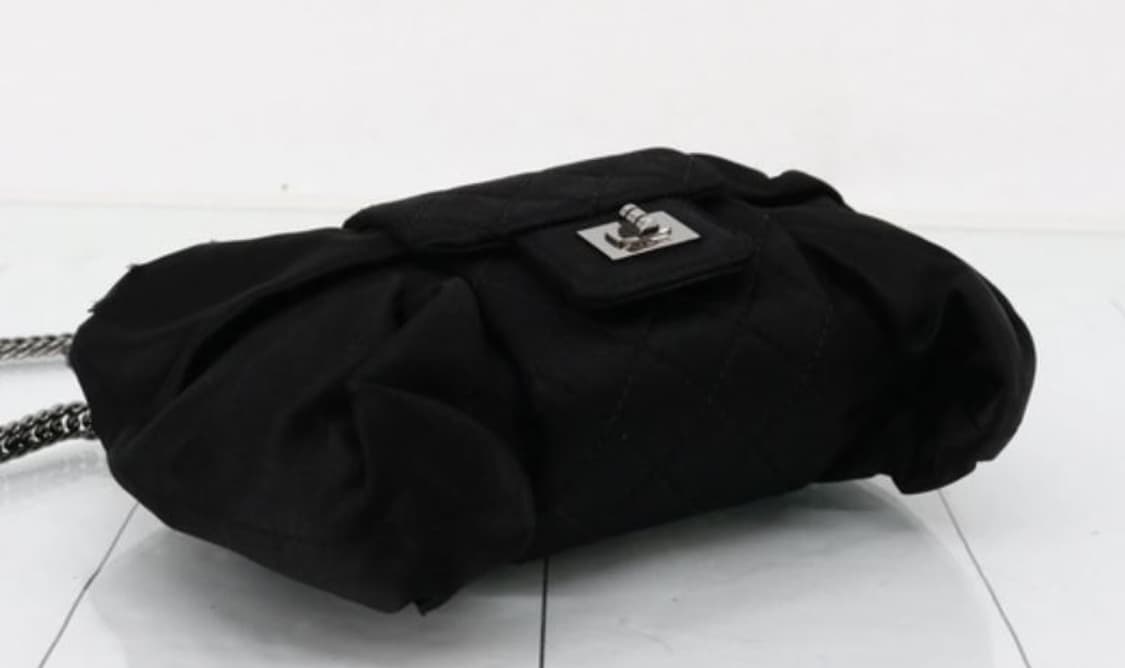 샤넬 2.55 보우 숄더백 Chanel 2.55 Reissue Bow  상품이미지2
