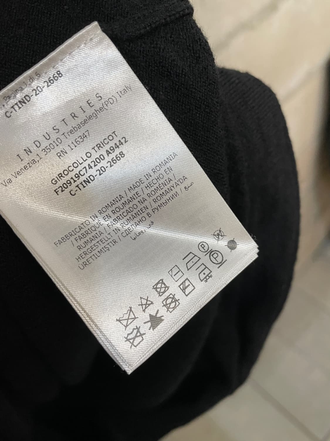 몽클레어 지로콜로 트리콧 사선 울 니트  상품이미지6